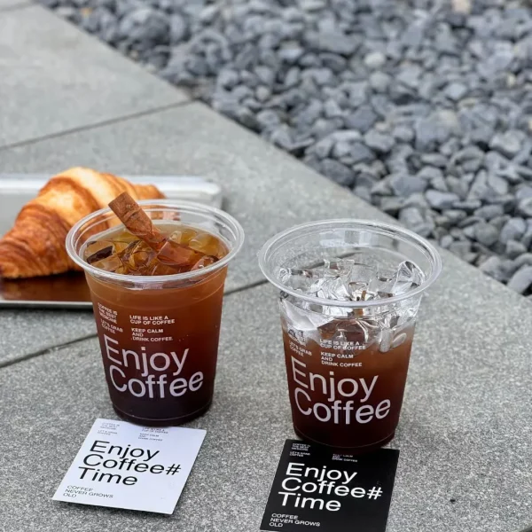 custom plastic pet cups
