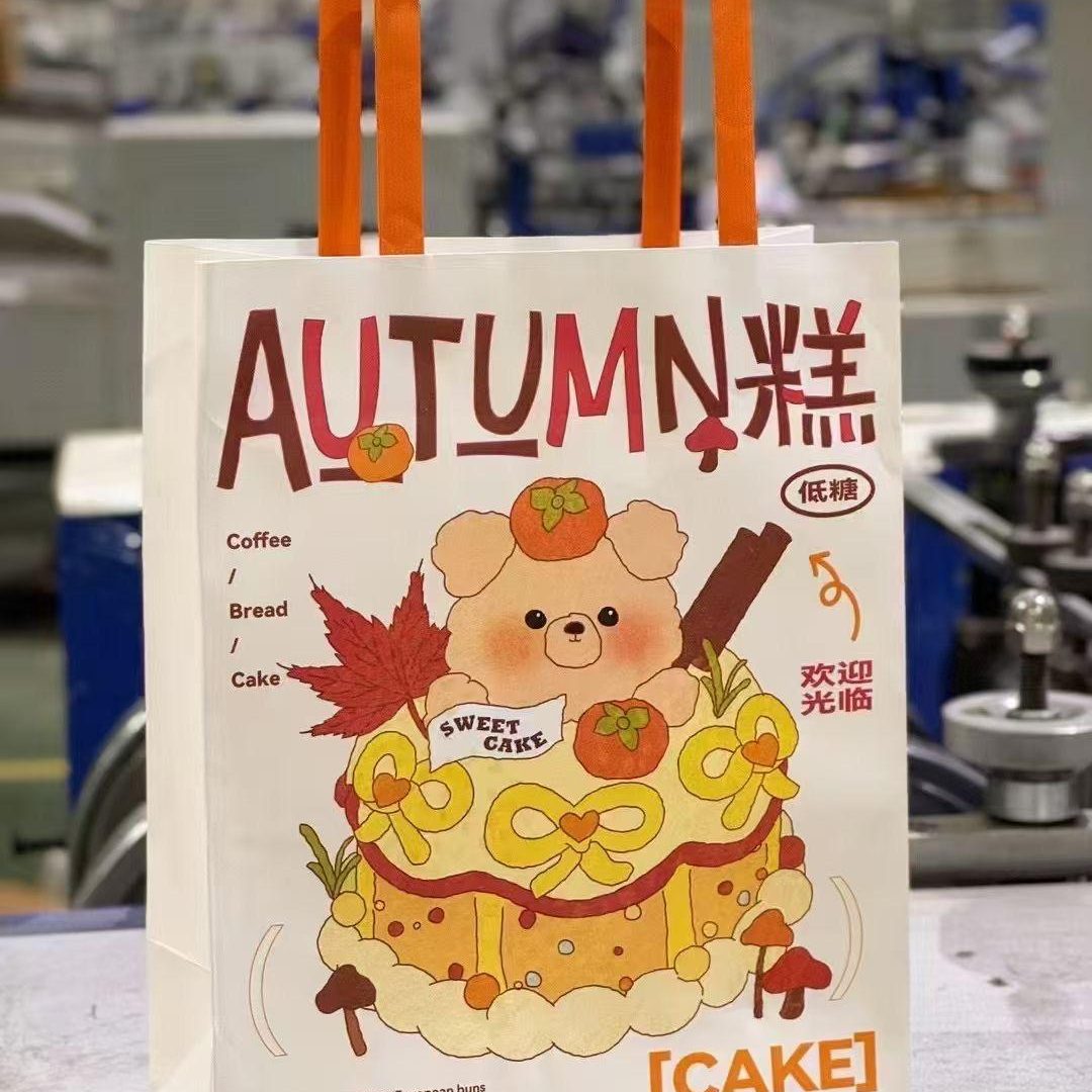25 - custom paper bags in takeaway pack